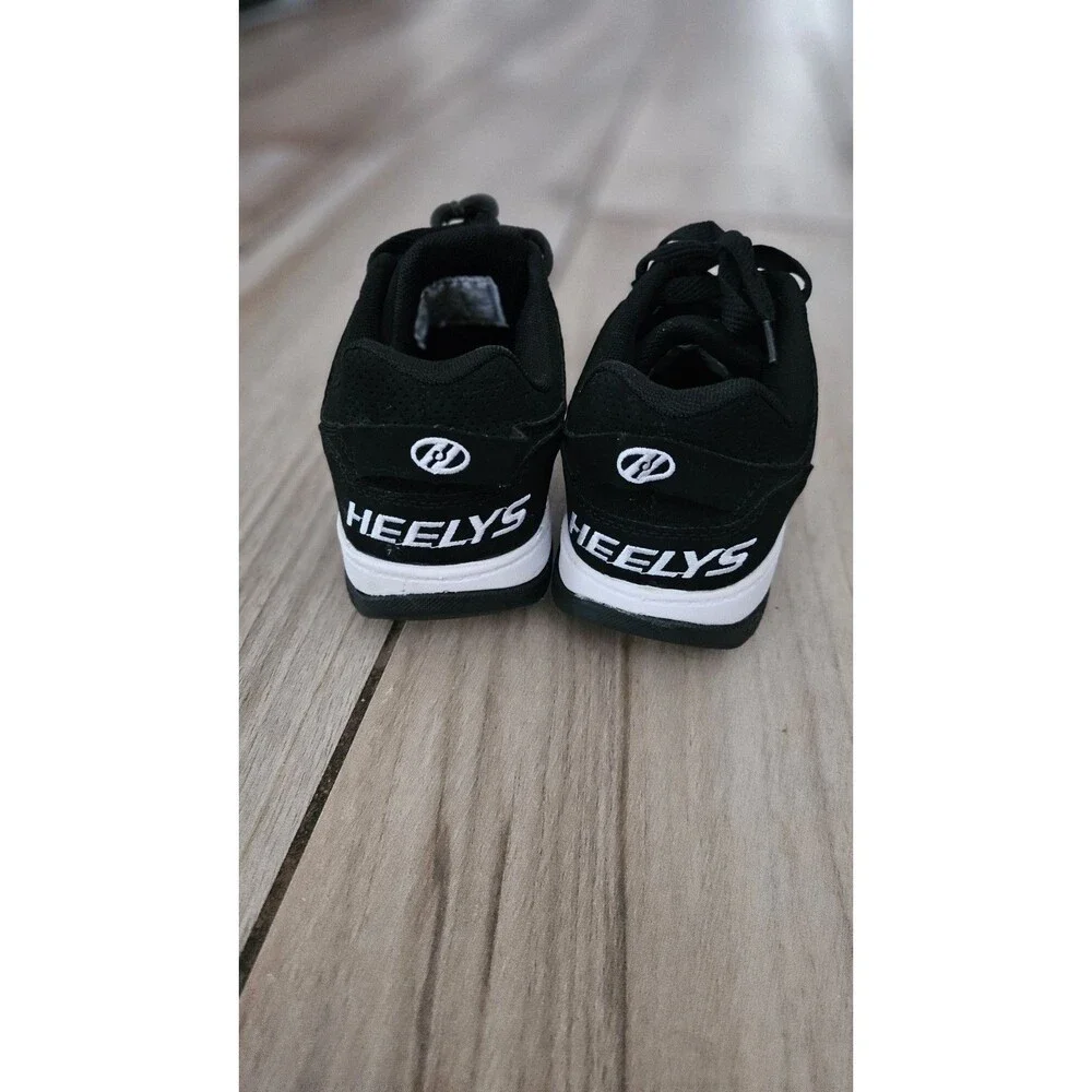 Heelys Black White Wheeled Skate Shoes Sneakers Never Worn